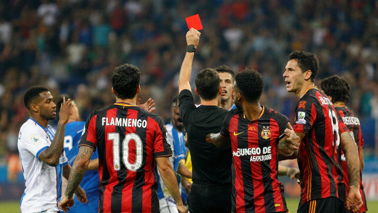 Flamengo protesta contra erro de arbitragem que tirou Gonzalo Plata da Libertadores